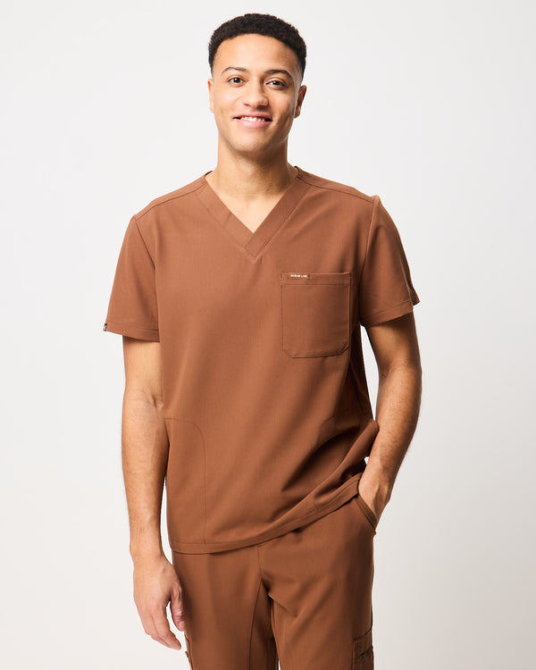IAN Three Pocket Scrub Top - Pecan Brown | SLTECH™