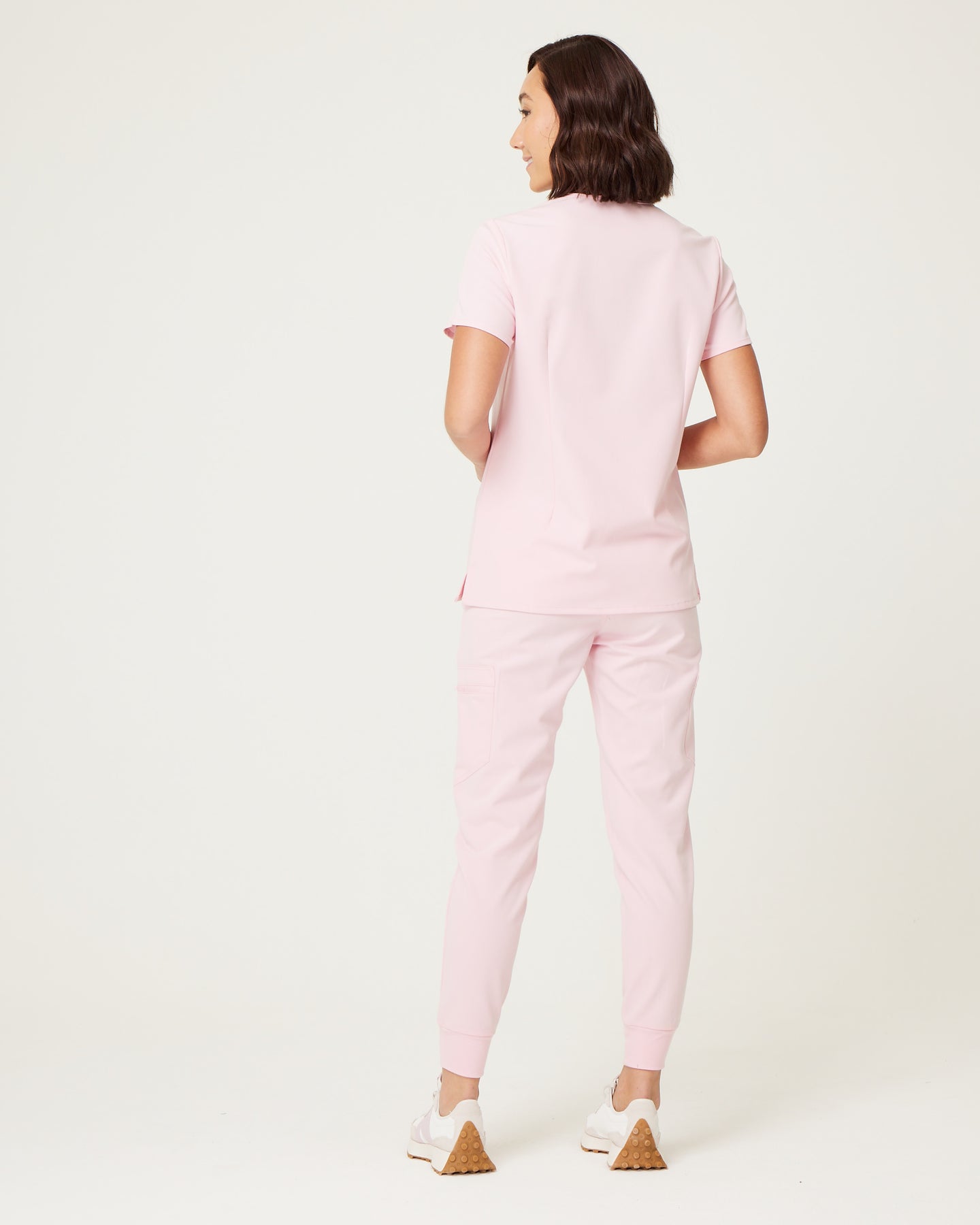 ELIZABETH Two Pocket Scrub Top (Original SLTECH™ fabric) - Powder Pink ...