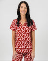 ELIZABETH Two Pocket Scrub Top - Raspberry Swirl