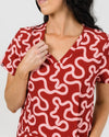 ELIZABETH Two Pocket Scrub Top - Raspberry Swirl