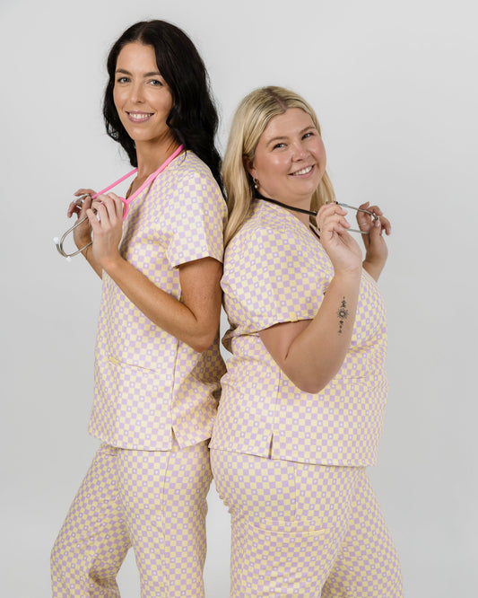 ELIZABETH Two Pocket Scrub Top - Lemonberry