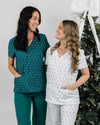 ELIZABETH Two Pocket Scrub Top - Picture Perfect Christmas