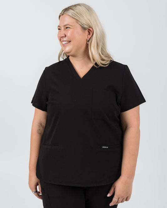 Chelsea Four Pocket Scrub Top - Black | SLTECH™
