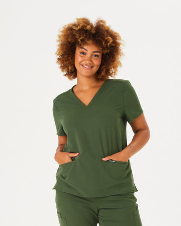 ELIZABETH Two Pocket Scrub Top - Combat Khaki | SLTECH™